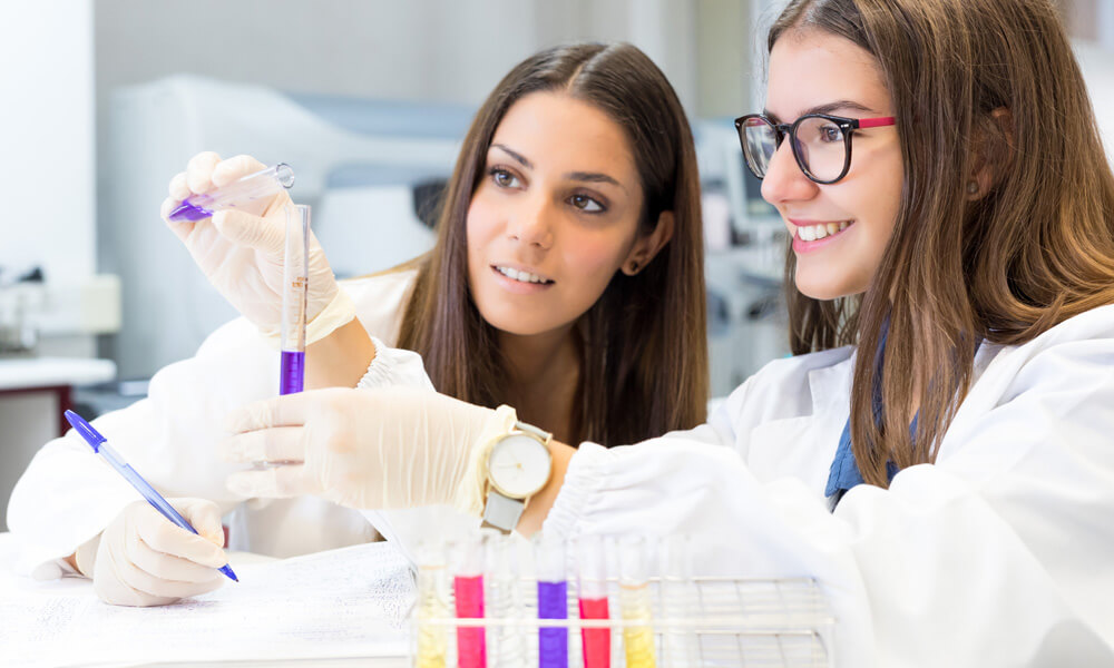 Farm@rete ti sostiene negli studi di farmacia